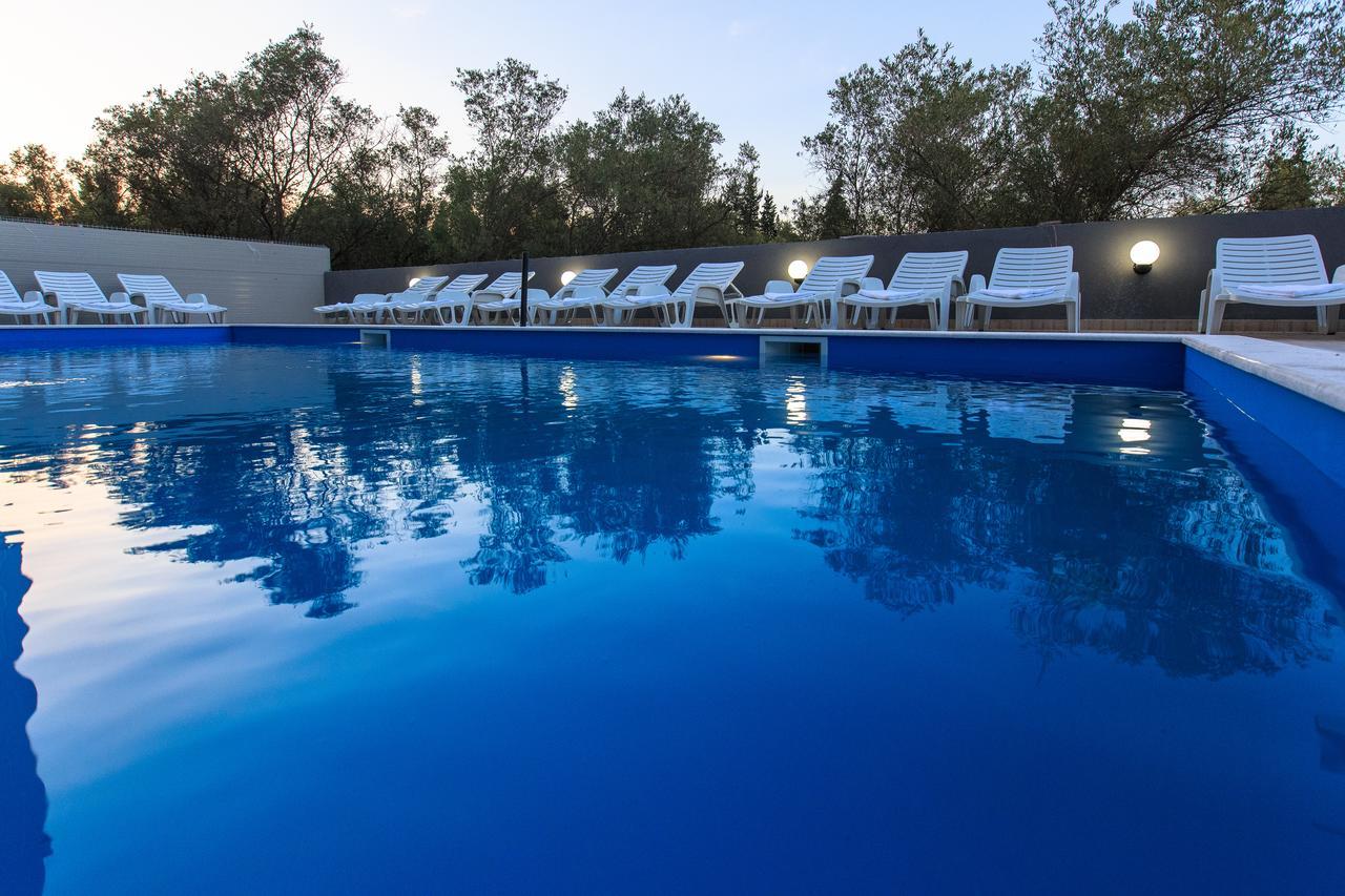 Scandinavian Hotel - Ulcinj Ulqin Exteriér fotografie